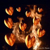Coussin décoration "Coeurs de flammes"